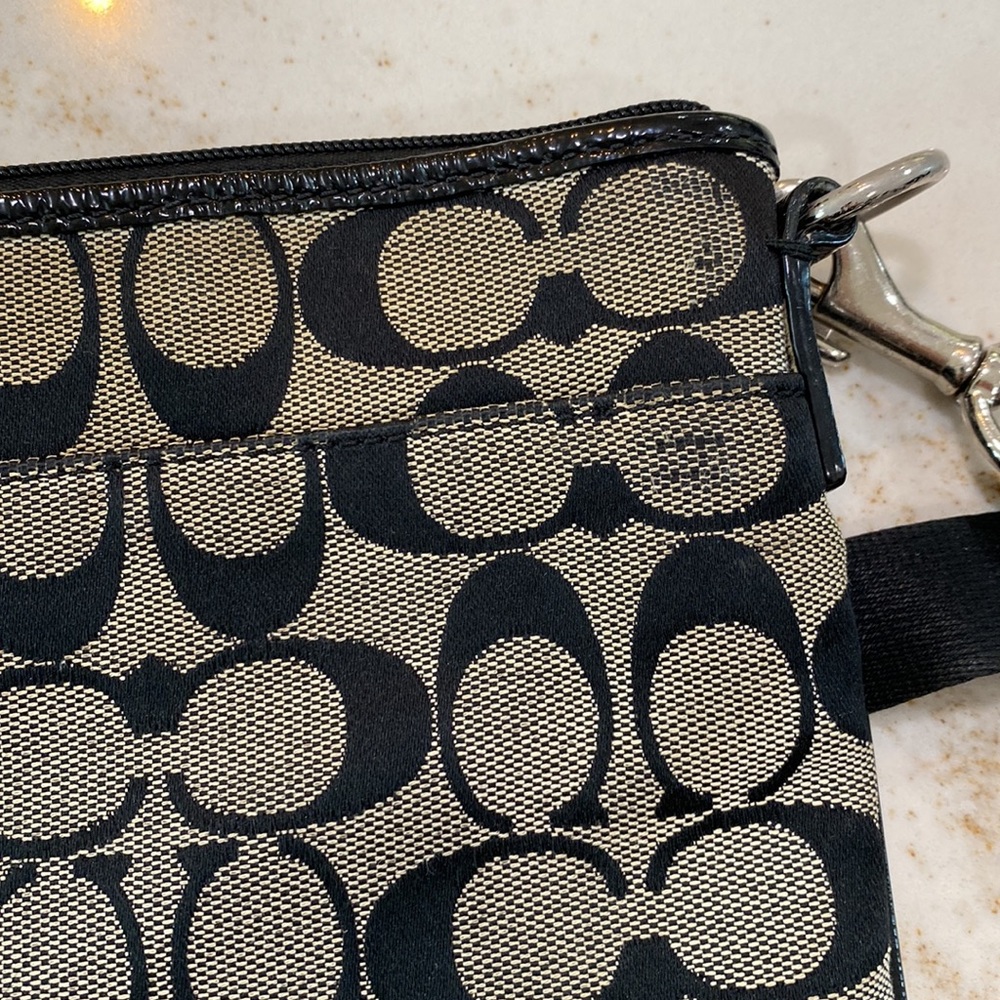 Coach crossbody - Picture 6 of 8